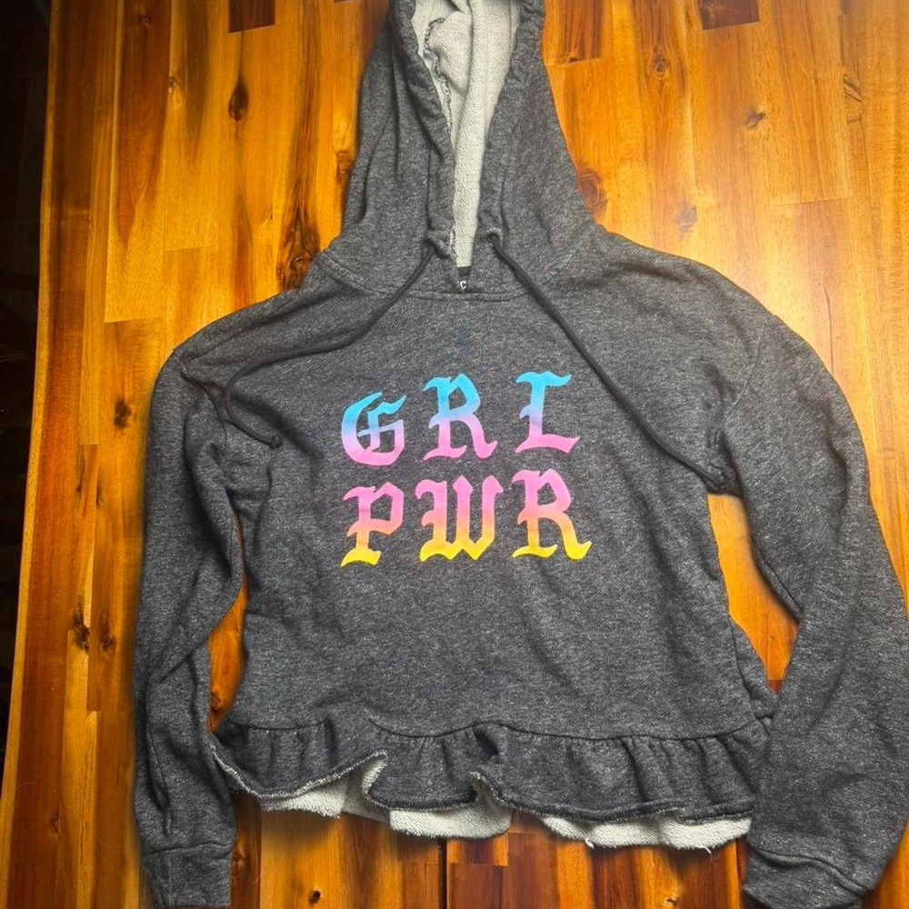 Hot Topic "GRL PWR" cropped hoodie from 2017!